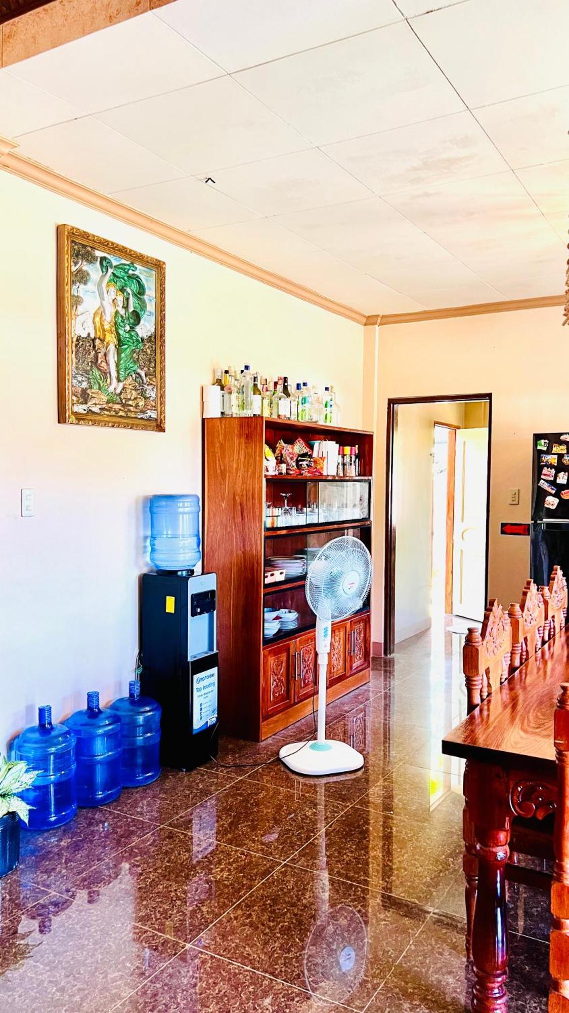Chateau La Princesa With Cozy Garden & Bar Puerto Princesa Екстер'єр фото