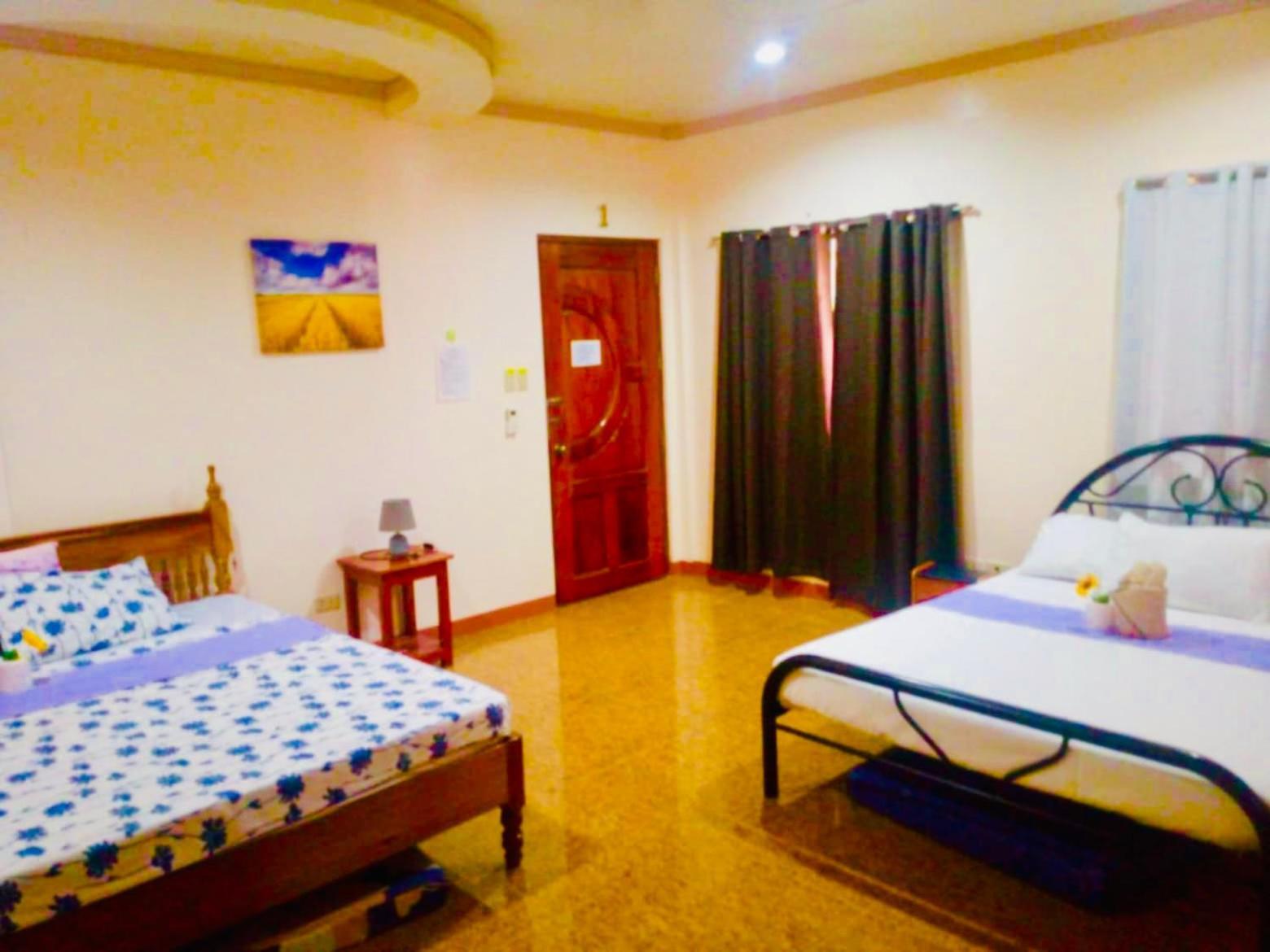 Chateau La Princesa With Cozy Garden & Bar Puerto Princesa Екстер'єр фото