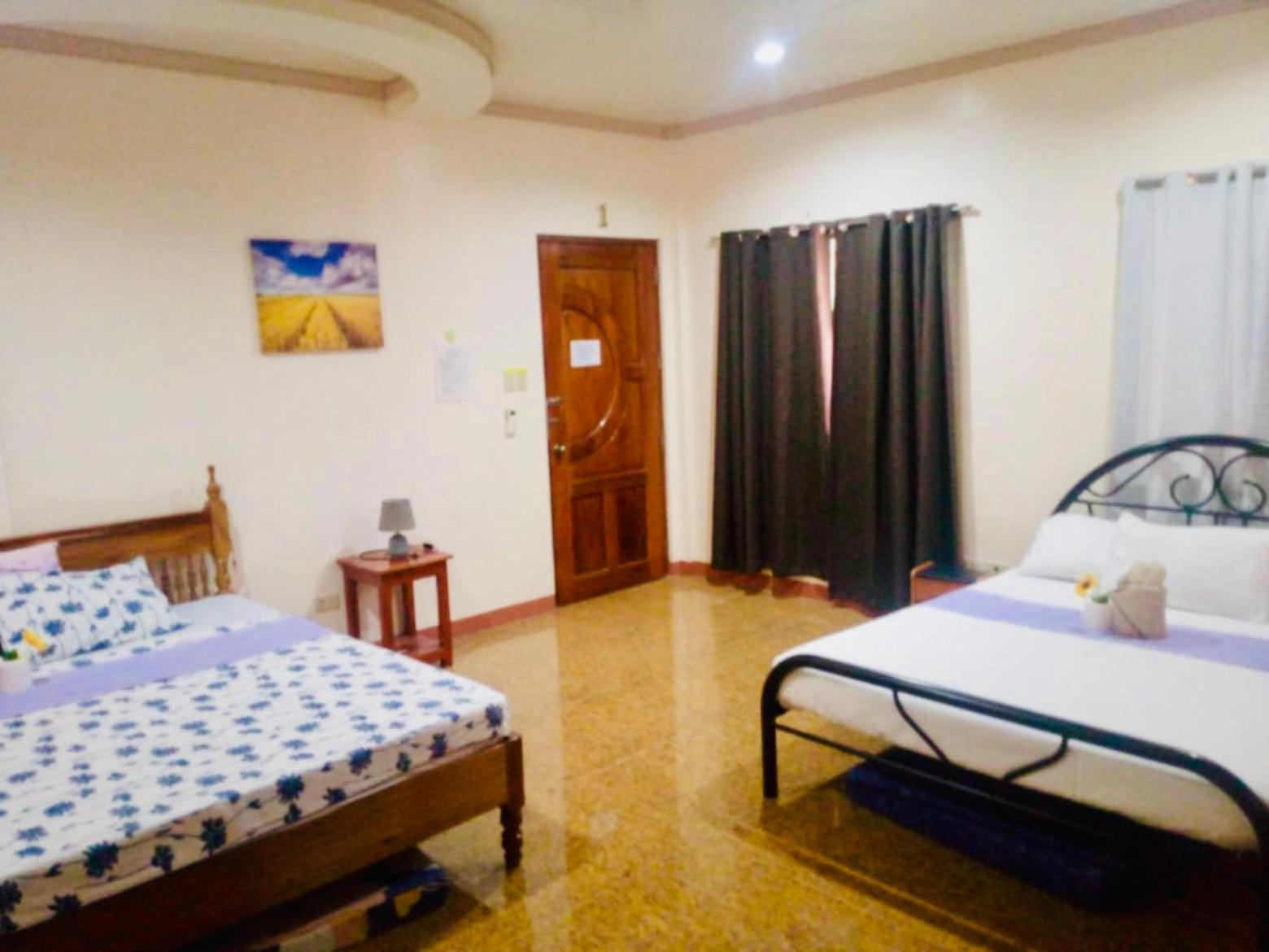 Chateau La Princesa With Cozy Garden & Bar Puerto Princesa Екстер'єр фото